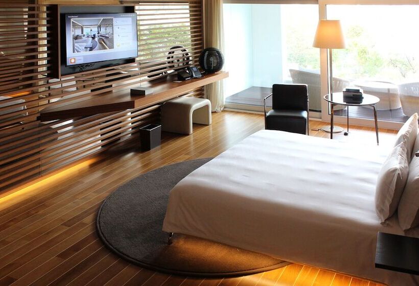 Junior Suite Klasyczny, The View Lugano