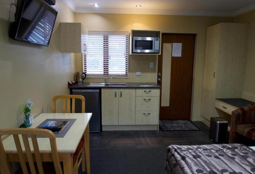 סטודיו דלוקס, Blenheim Spa Motor Lodge