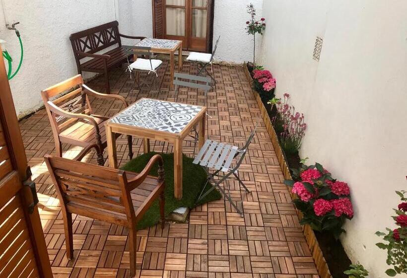 Апартаменты 1 Спальня, Nicolas Beach