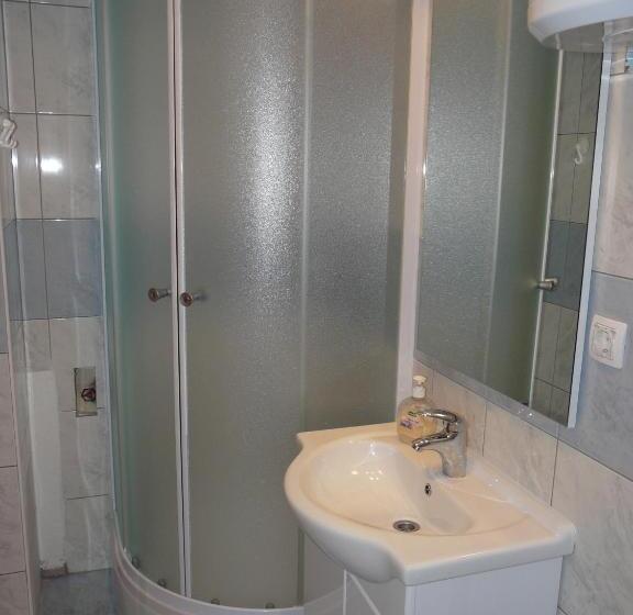 수피리어 룸, House Sandra