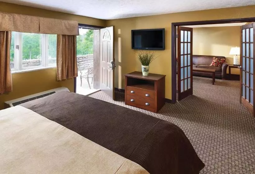 Sviitti King-vuode, Burr Oak Lodge And Conference Center