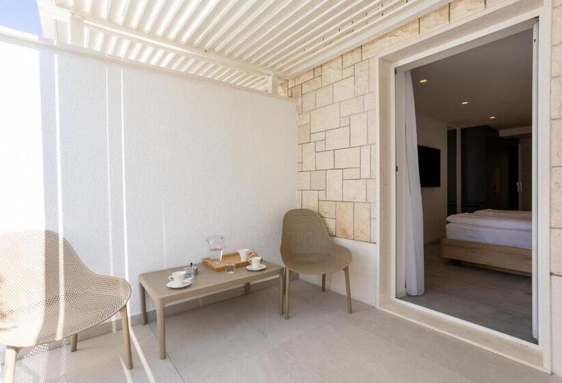 スーペリアールーム, Villa Miki