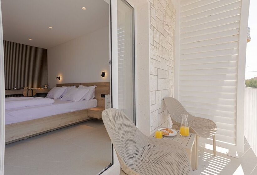 スーペリアールーム, Villa Miki