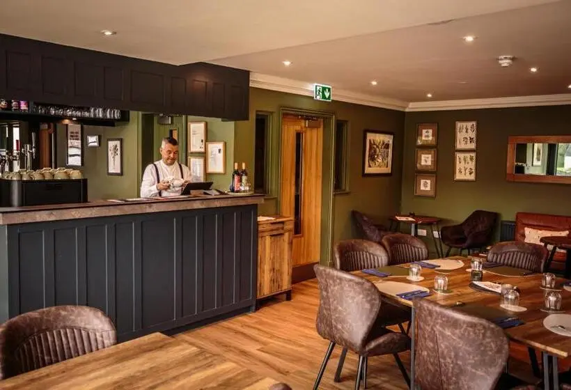 デラックスルーム, The Kenmuir Arms