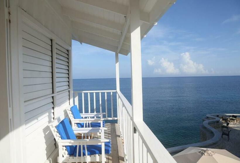 اتاق لوکس با بالکن و چشم‌انداز دریا, Begoña Cliff