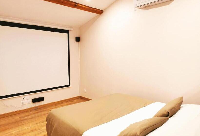 Апартаменты 1 Спальня с Террасой, Appart Hotel Cinéma Perpignan