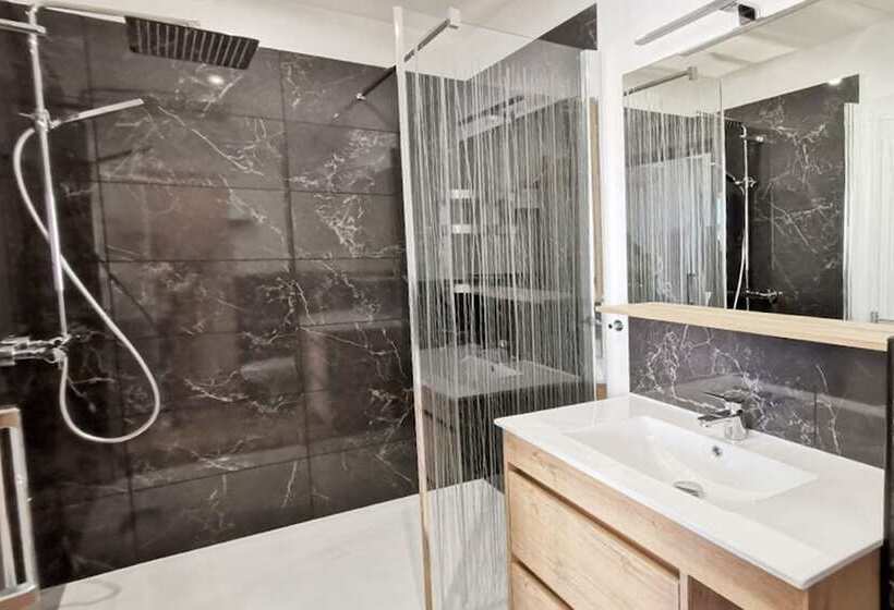 Апартаменты 1 Спальня, Appart Hotel Cinéma Perpignan