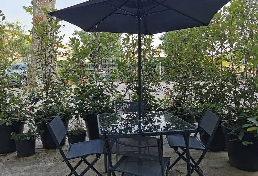 スタンダードスタジオ, Appart Hotel Spa Perpignan