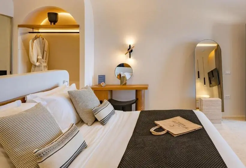 سوییت جونیور با چشم‌انداز دریا, Santo Mine Oia Suites