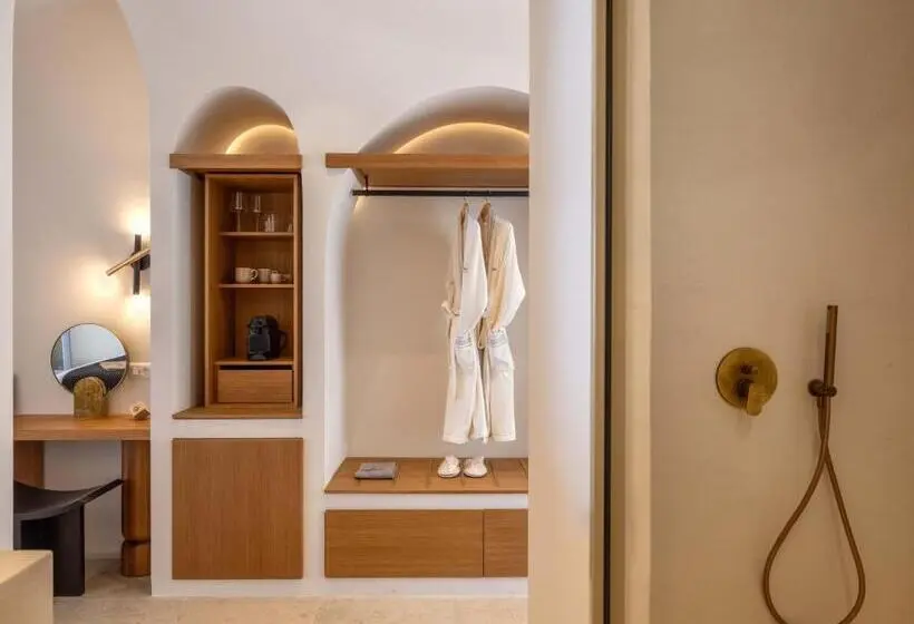 سوییت جونیور با چشم‌انداز دریا, Santo Mine Oia Suites