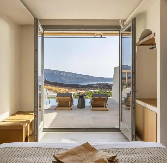 سوییت با چشم‌انداز دریا, Santo Mine Oia Suites