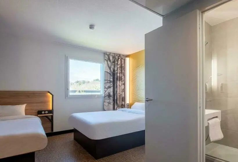 スタンダードトリプルルーム, B&b Hotel Landerneau Bois Noir