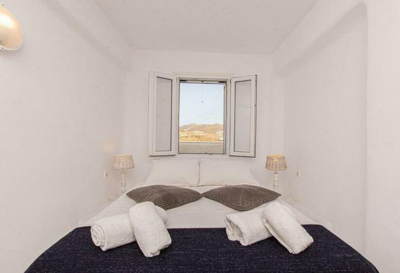 Трехместный Номер Комфорт, Bebis House