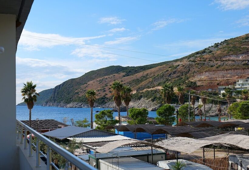 آپارتمان 2 خوابه, Jali