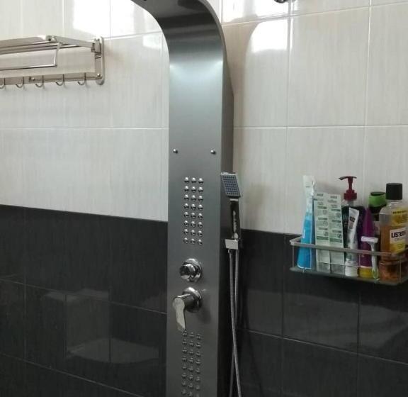 سوئیت پرزیدنت, Captain S Cabin Resort Naval Heritage