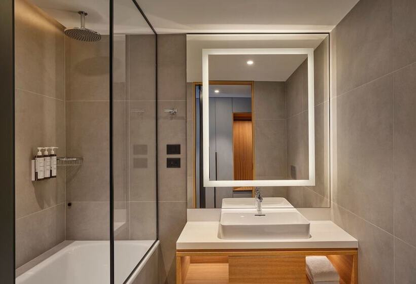 غرفة قياسية مطلّة علي البحر, Ac Hotel By Marriott Split