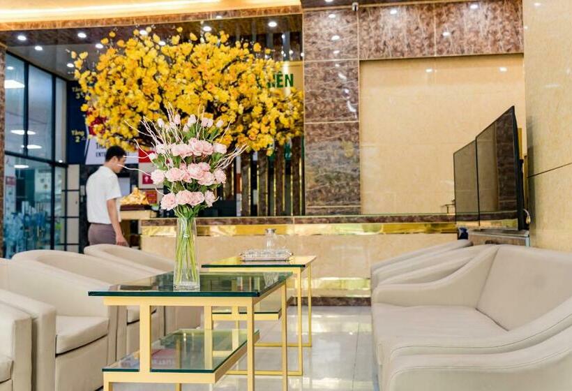 اتاق لوکس با تخت بزرگ, Binh An Nhien