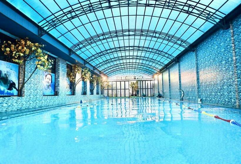 اتاق لوکس با تخت بزرگ, Binh An Nhien