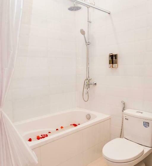 اتاق لوکس چهار تخته, Binh An Nhien