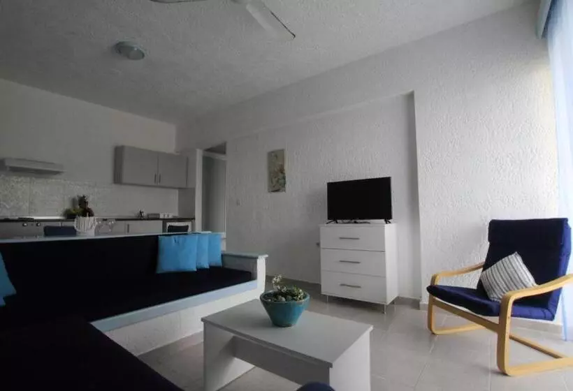 آپارتمان 1 خوابه همکف, Christiana Hotel Apartments
