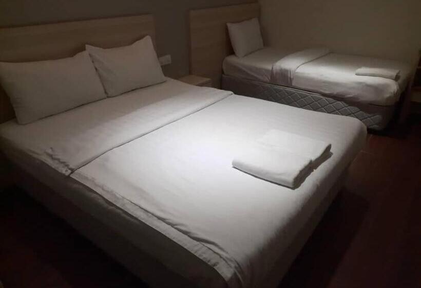 スタンダードトリプルルーム, 18, Ipoh Aeon Mall