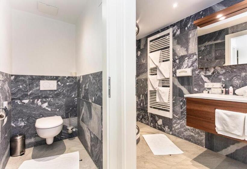 اتاق خانوادگی با چشمانداز کوه, Gasthof Andrelwirt Rauris