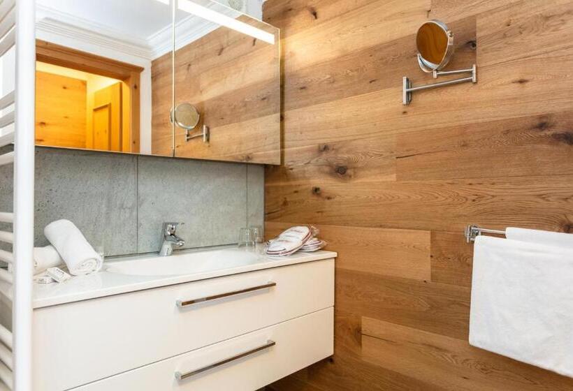 سوییت جونیور با بالکن, Gasthof Andrelwirt Rauris