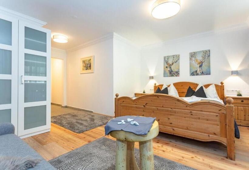 سوییت جونیور با بالکن, Gasthof Andrelwirt Rauris