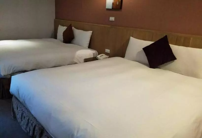 Classic Quadruple Occupancy Room