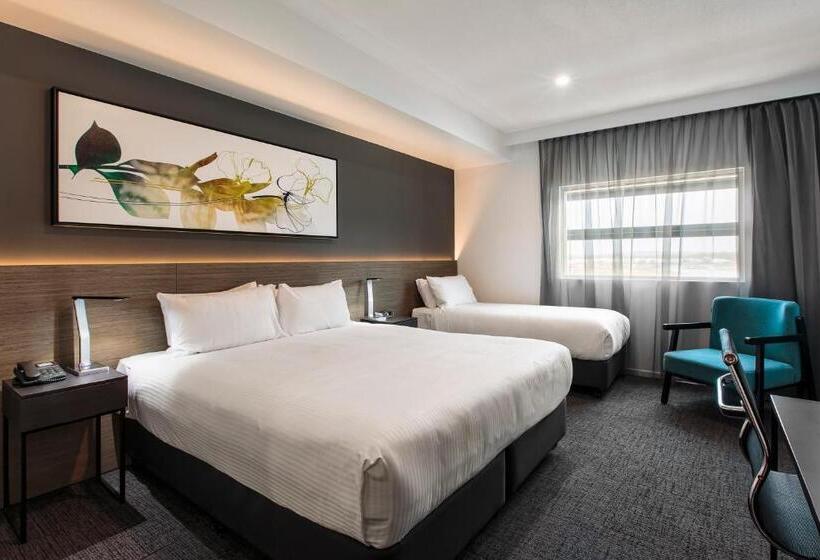 스탠다드 룸 킹사이즈 침대, Mercure Sunshine Coast Kawana Waters