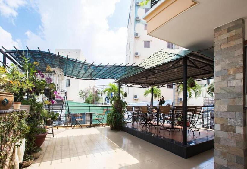 اتاق سوپریور سه تخته, Ngoc Minh