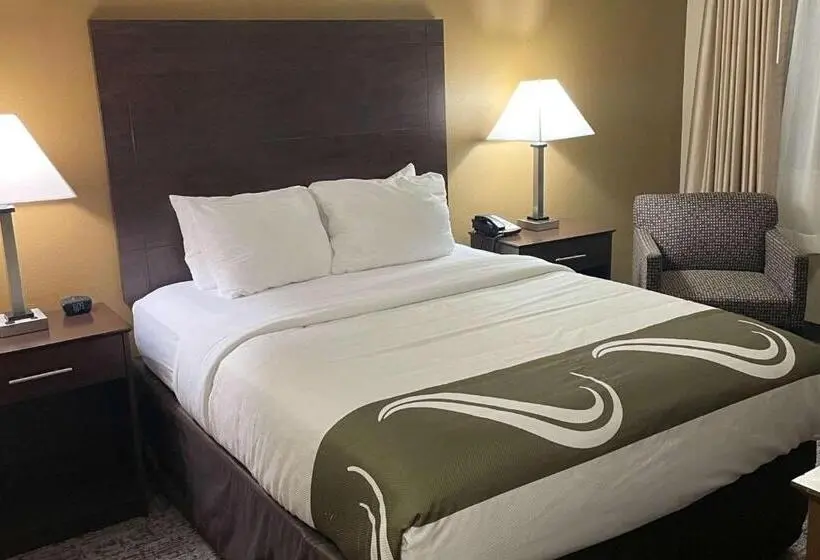スタンダードルーム, Quality Inn Ontario
