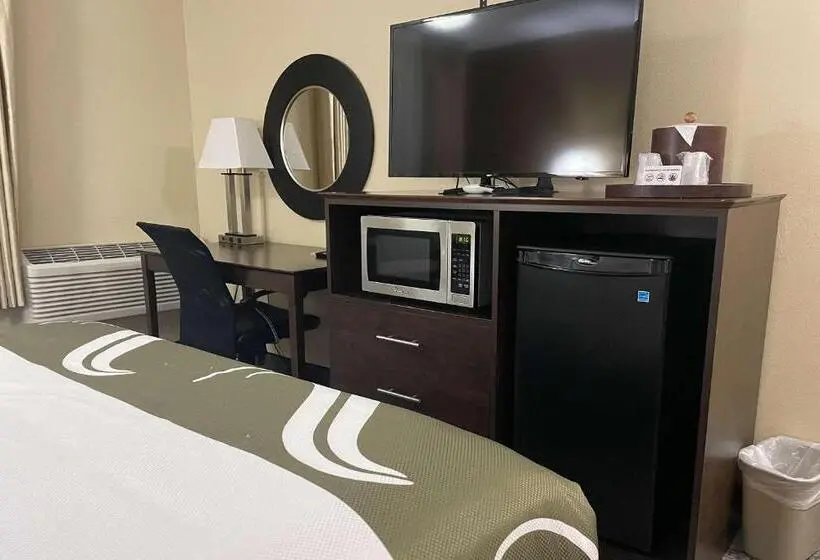 スタンダードルーム, Quality Inn Ontario