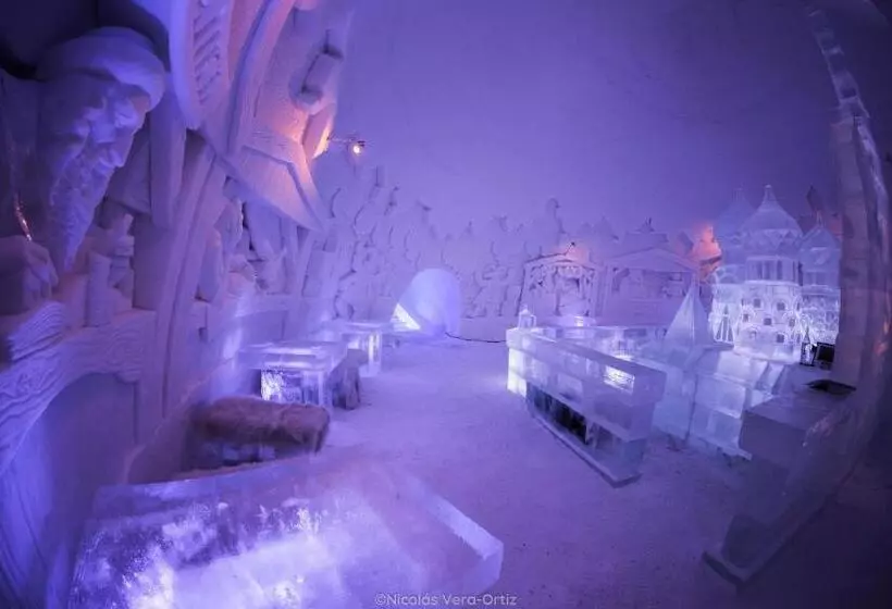 اتاق خانوادگی, Snowhotel Kirkenes