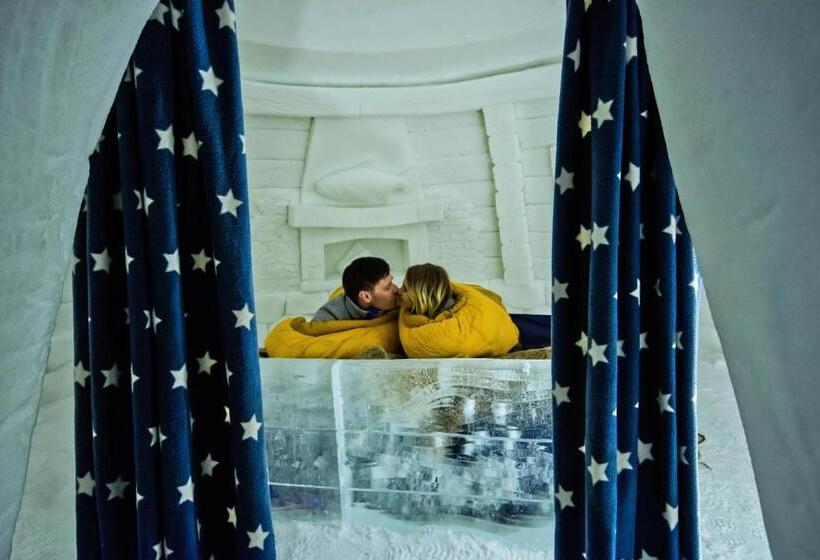 غرفة عائلية, Snowhotel Kirkenes