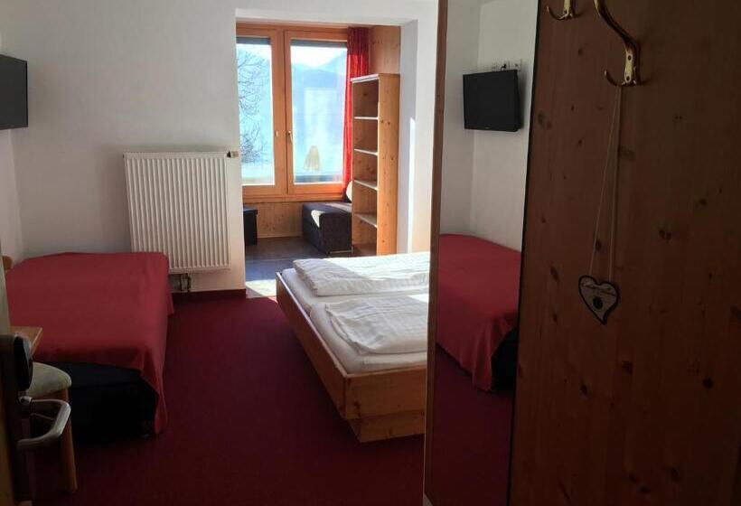 اتاق خانوادگی, Zistelberghof