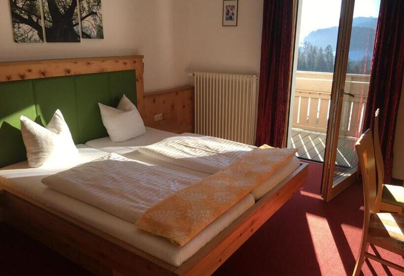 اتاق استاندارد با بالکن, Zistelberghof