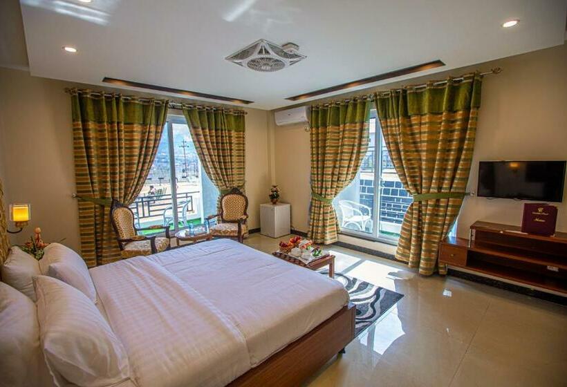 اتاق لوکس با بالکن, Cordillera Resort