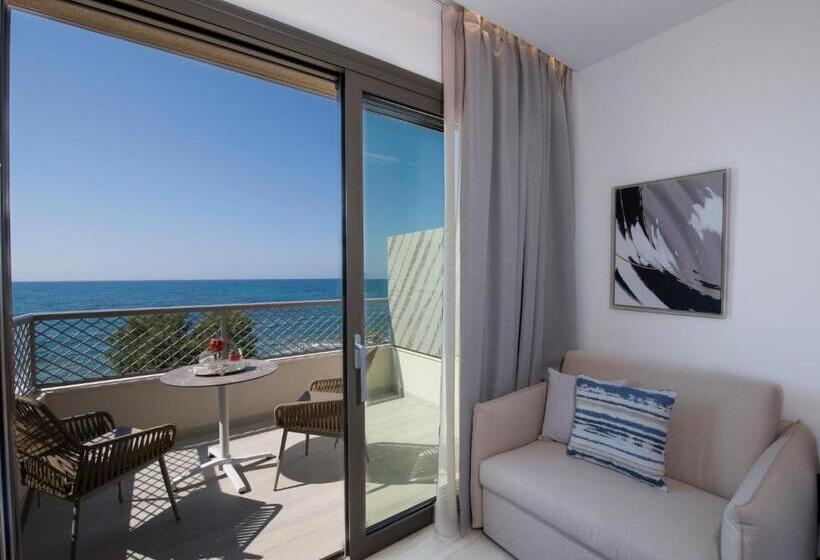 Номер Superior Вид на Море, Amira Luxury Resort & Spa Adults Only