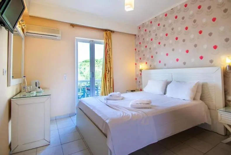 اتاق استاندارد با چشمانداز استخر, The Senses Tsilivi by Zante Plaza