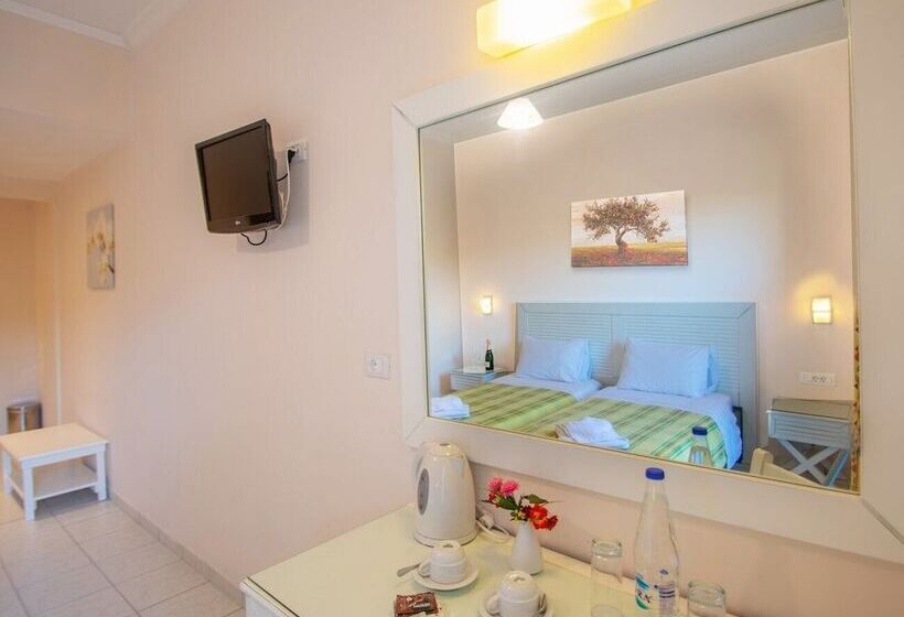 اتاق اکونومی, The Senses Tsilivi by Zante Plaza