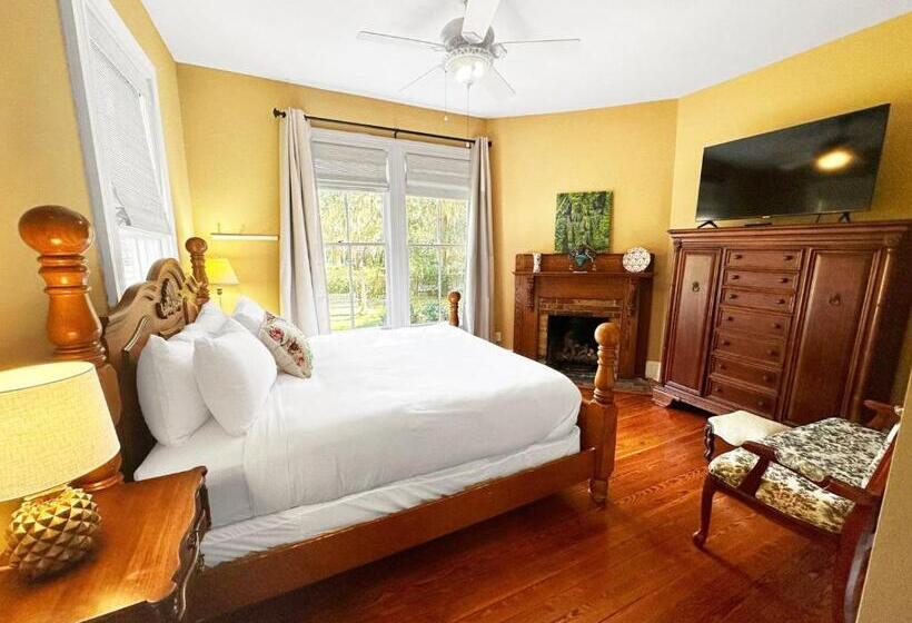 标准间, Lady Clare Room At Camellia Rose Inn Downtown