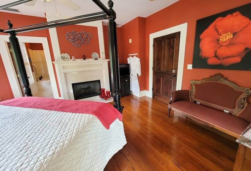 标准间, Lady Clare Room At Camellia Rose Inn Downtown
