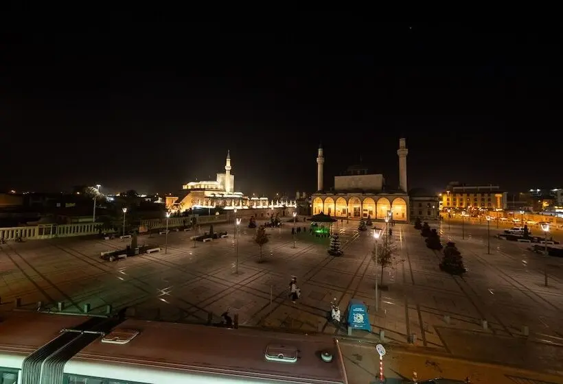 اتاق لوکس چهار تخته, Meva Otel
