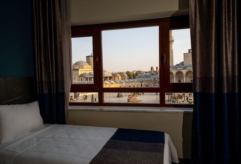 اتاق لوکس چهار تخته, Meva Otel