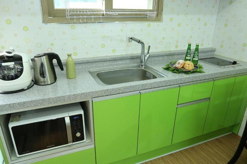 Chambre Quadruple Standard, Gongju Magoksa Healing Pension