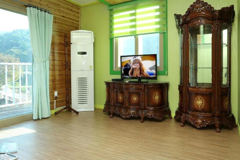 Chambre Quadruple Standard, Gongju Magoksa Healing Pension