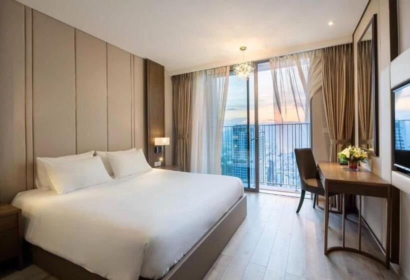 اتاق لوکس با بالکن, Capital Panorama Apartment