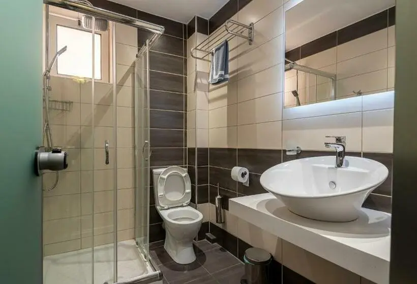 Standard Neljän Hengen Huone, Cirillo Family Hotel Christinas Studios