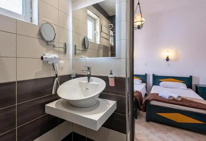 Economy-huone, Cirillo Family Hotel Christinas Studios